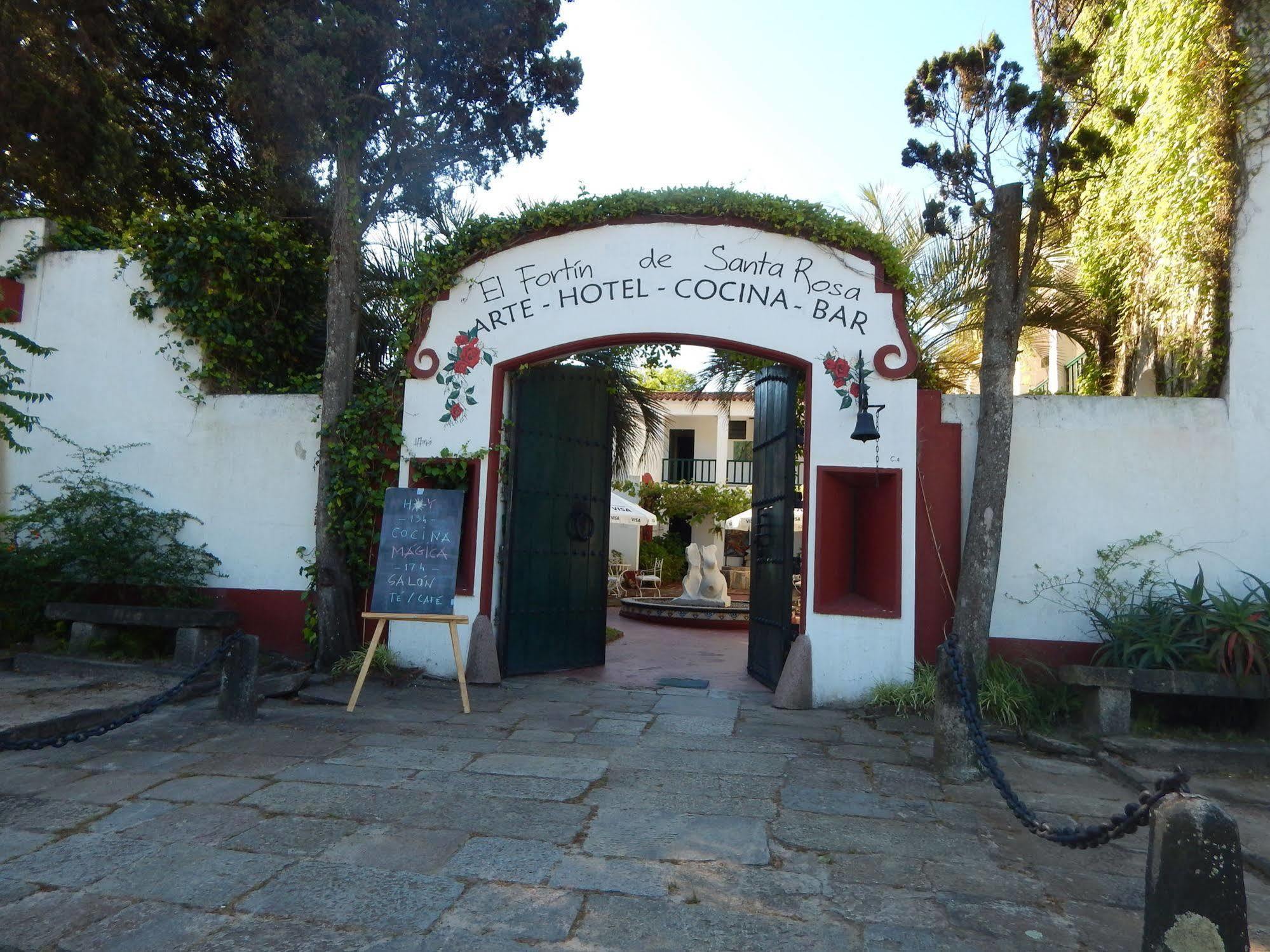 Fortin De Santa Rosa Atlántida 외부 사진
